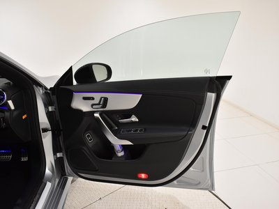 MERCEDES-BENZ CLA - 6