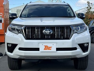 TOYOTA LAND CRUISER PRADO - 9