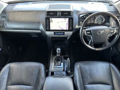 TOYOTA LAND CRUISER PRADO - 2