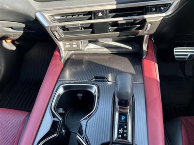 2023 Lexus RX — миниатюра 11