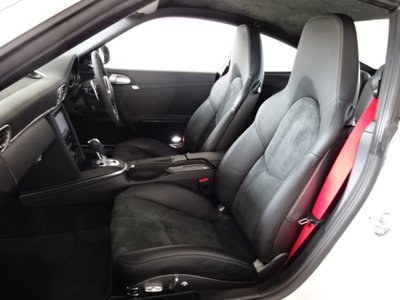 صورة مصغرة 21 لـ 2011 Porsche 911