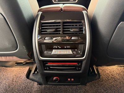 2021 BMW X7 — миниатюра 17