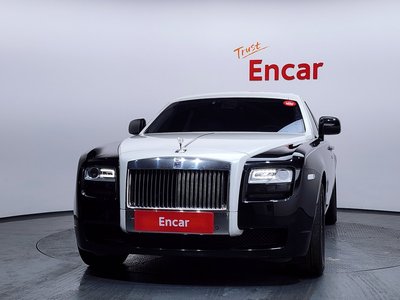 ROLLS-ROYCE GHOST - 2