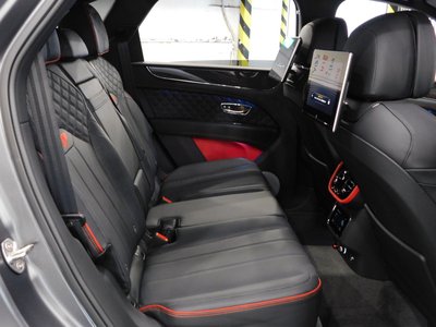 2025 Bentley BENTAYGA — миниатюра 42