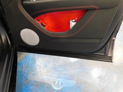 2025 Bentley BENTAYGA — миниатюра 29