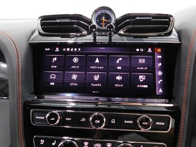 BENTLEY BENTAYGA - 6