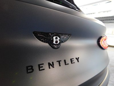2025 Bentley BENTAYGA — миниатюра 64