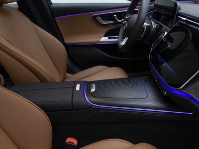 MERCEDES-BENZ E-CLASS - 9