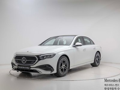 MERCEDES-BENZ E-CLASS - 1