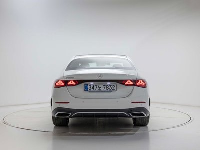 MERCEDES-BENZ E-CLASS - 3