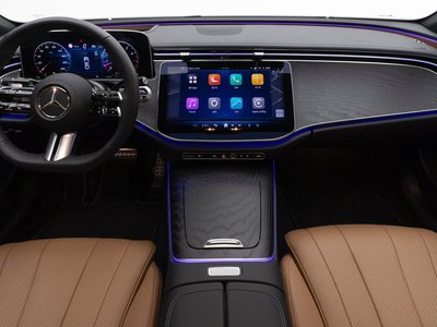 MERCEDES-BENZ E-CLASS - 5