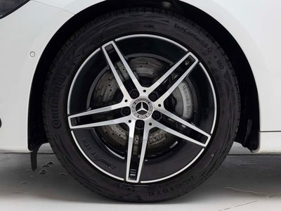 MERCEDES-BENZ E-CLASS - 6