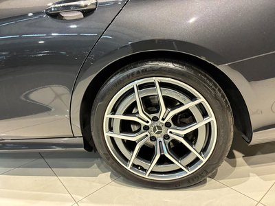 MERCEDES-BENZ E-CLASS - 10