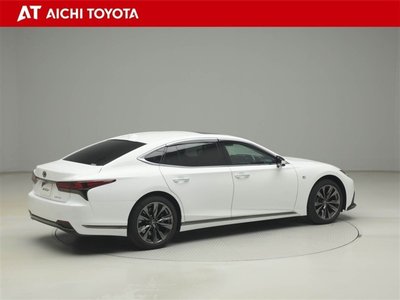 LEXUS LS - 6