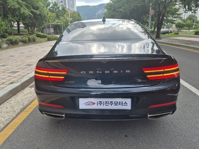 GENESIS G80 (RG3) - 3