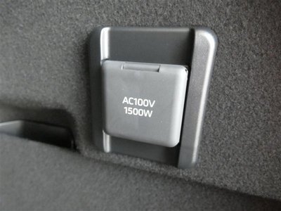 TOYOTA CROWN CROSSOVER - 8