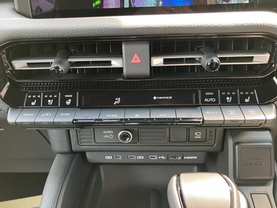 2026 Toyota LAND CRUISER 250 — миниатюра 21
