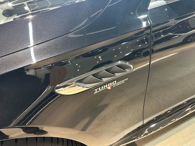 MERCEDES-BENZ E-CLASS - 4