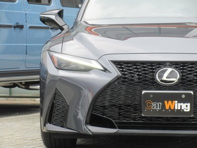 LEXUS IS - 8