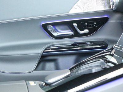 2025 Mercedes-BENZ GT AMG 照片 9