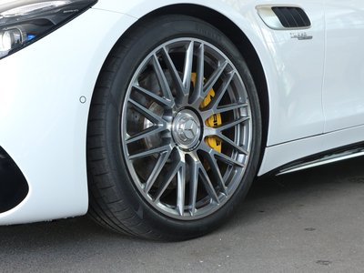 صورة مصغرة 34 لـ 2025 Mercedes-BENZ GT AMG