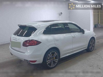 PORSCHE CAYENNE - 5