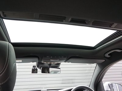 MERCEDES-BENZ GLC - 4