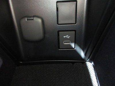 2025 Toyota CROWN ESTATE — миниатюра 18