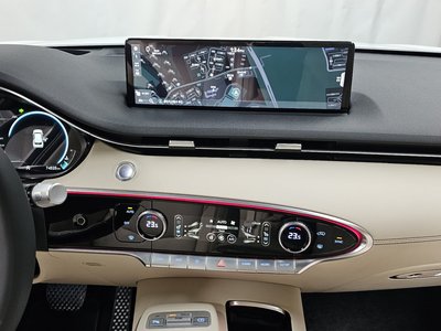 2022 Genesis GV70 — миниатюра 21
