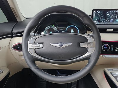 2022 Genesis GV70 — миниатюра 19