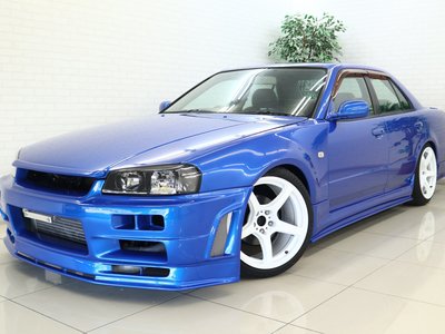 NISSAN SKYLINE