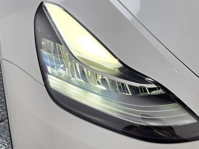 صورة 9 لـ 2022 Tesla MODEL Y
