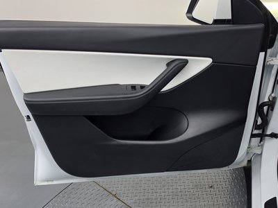 2022 Tesla MODEL Y — миниатюра 14
