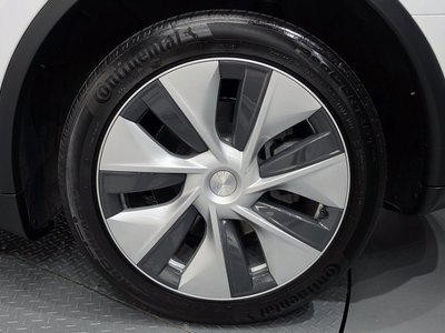 صورة 8 لـ 2022 Tesla MODEL Y