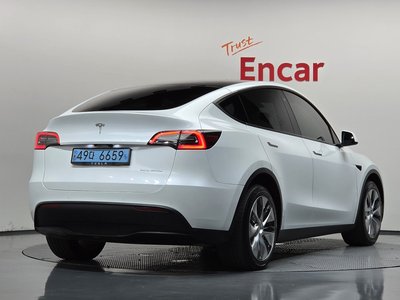 صورة 4 لـ 2022 Tesla MODEL Y