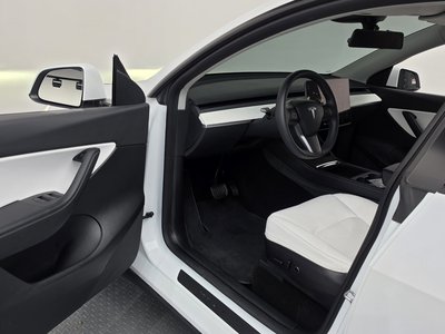 2022 Tesla MODEL Y — миниатюра 13