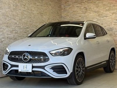 MERCEDES-BENZ GLA - 1