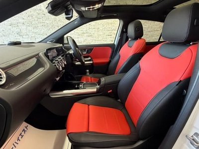 MERCEDES-BENZ GLA - 9