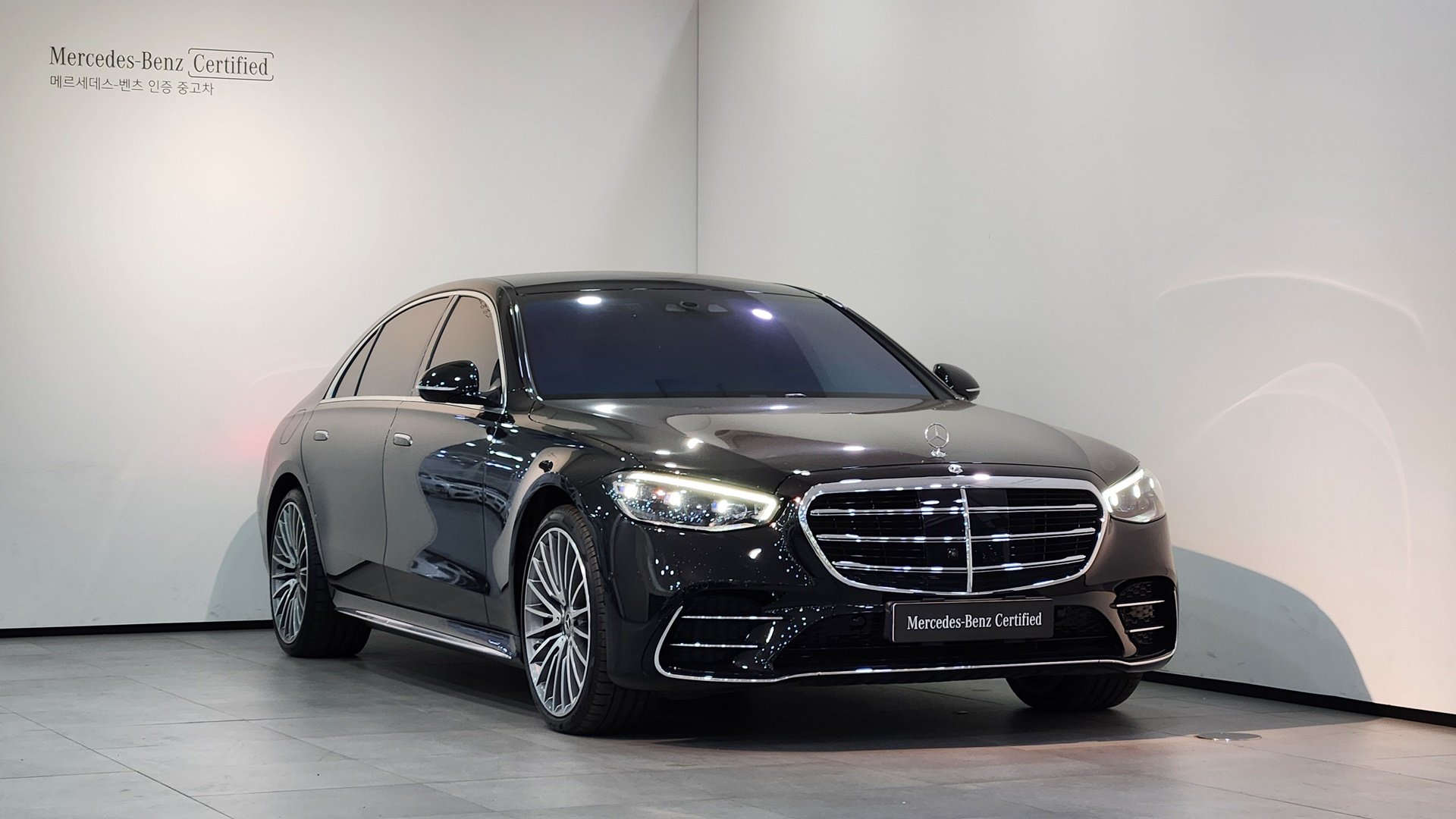 MERCEDES-BENZ S-CLASS - View 1