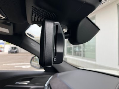 2025 BMW IX2 — миниатюра 25