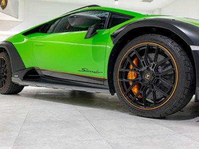 صورة 3 لـ 2023 Lamborghini HURACAN