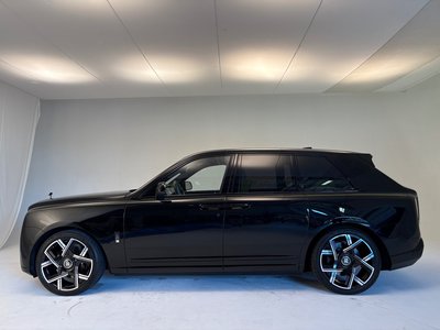ROLLS-ROYCE CULLINAN - 2