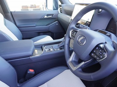2026 Lexus GX 缩略图 31
