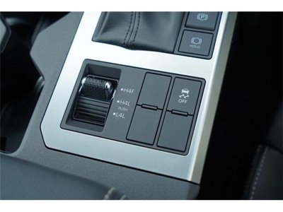 2024 Toyota LAND CRUISER 250 — миниатюра 31
