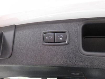 2024 Porsche MACAN — миниатюра 26