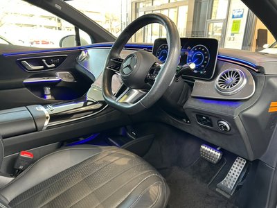 MERCEDES-BENZ EQE - 7