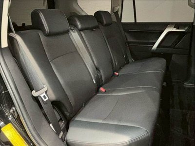 TOYOTA LAND CRUISER PRADO - 10