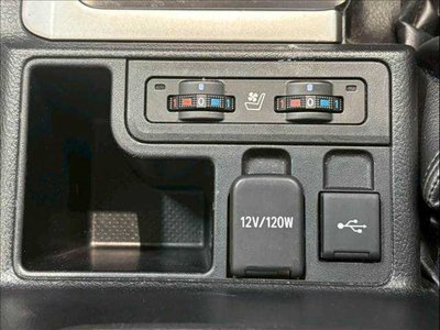 TOYOTA LAND CRUISER PRADO - 7