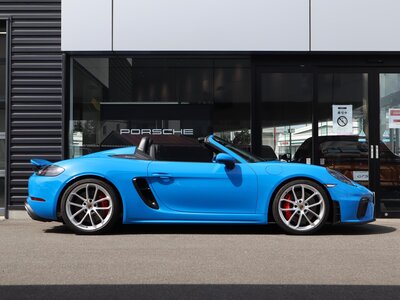 PORSCHE 718 SPYDER - 8
