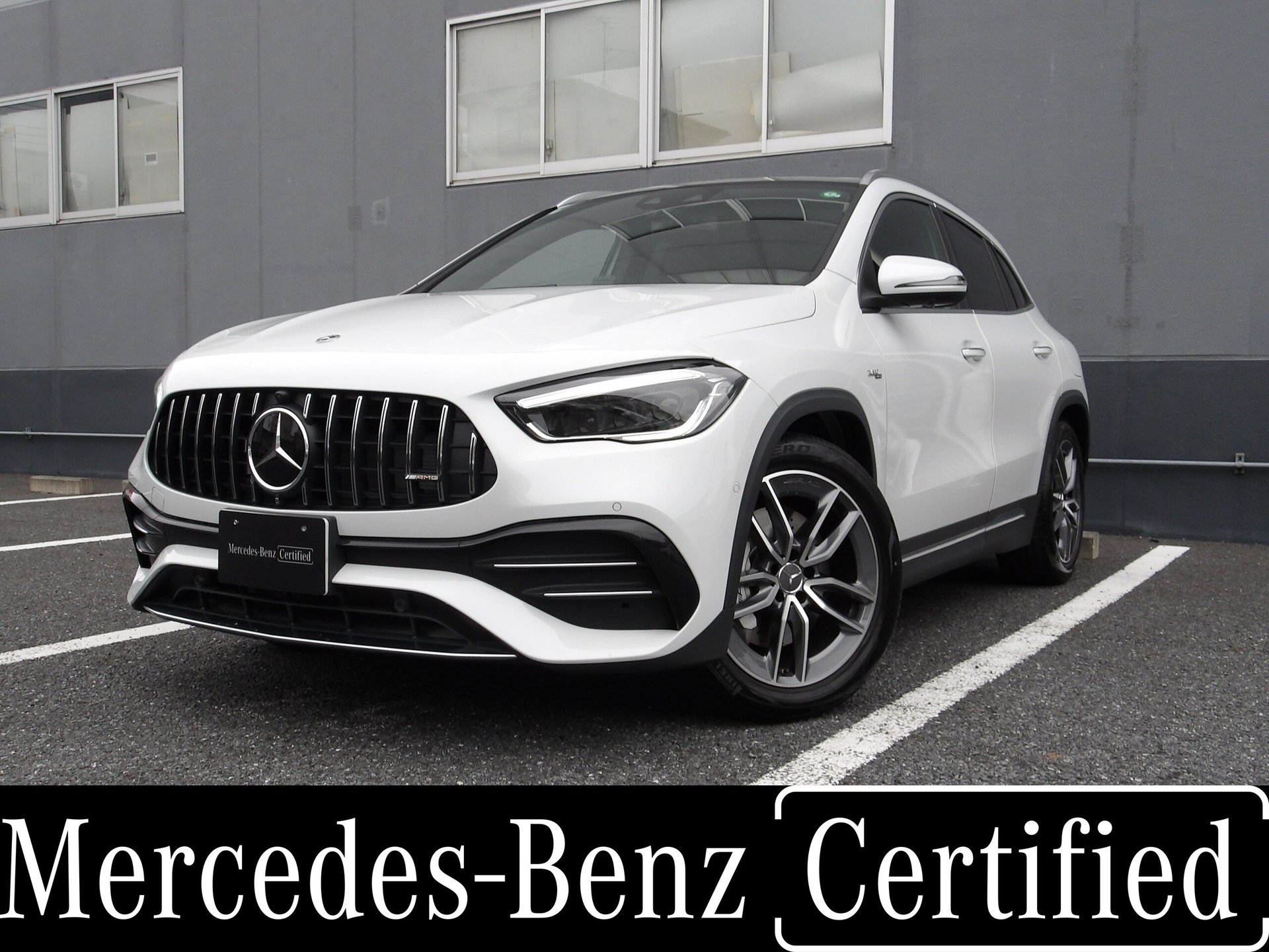 MERCEDES-BENZ GLA AMG - View 1